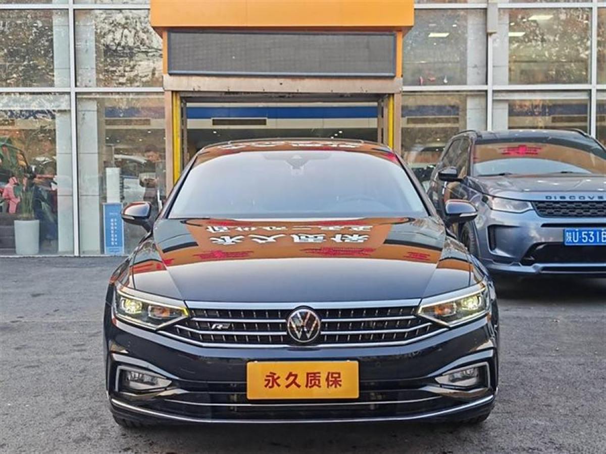 大眾 邁騰  2023款 200萬輛紀(jì)念版 330TSI DSG豪華型圖片