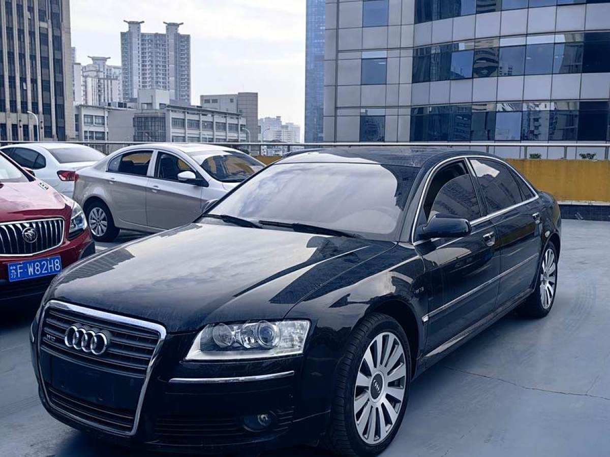 奧迪 奧迪A8  2006款 A8L 6.0 W12 quattro旗艦型圖片