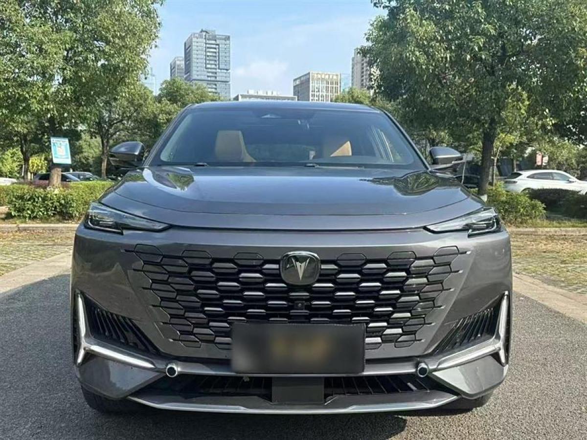 長(zhǎng)安 長(zhǎng)安UNI-K  2021款 2.0T 尊貴型圖片