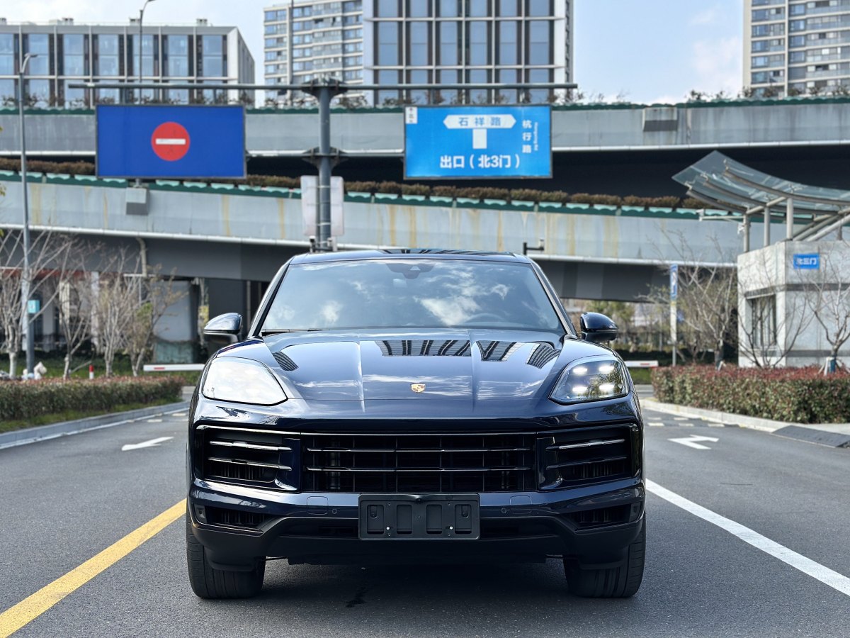 2023年9月保時(shí)捷 Cayenne  2024款 Cayenne 3.0T