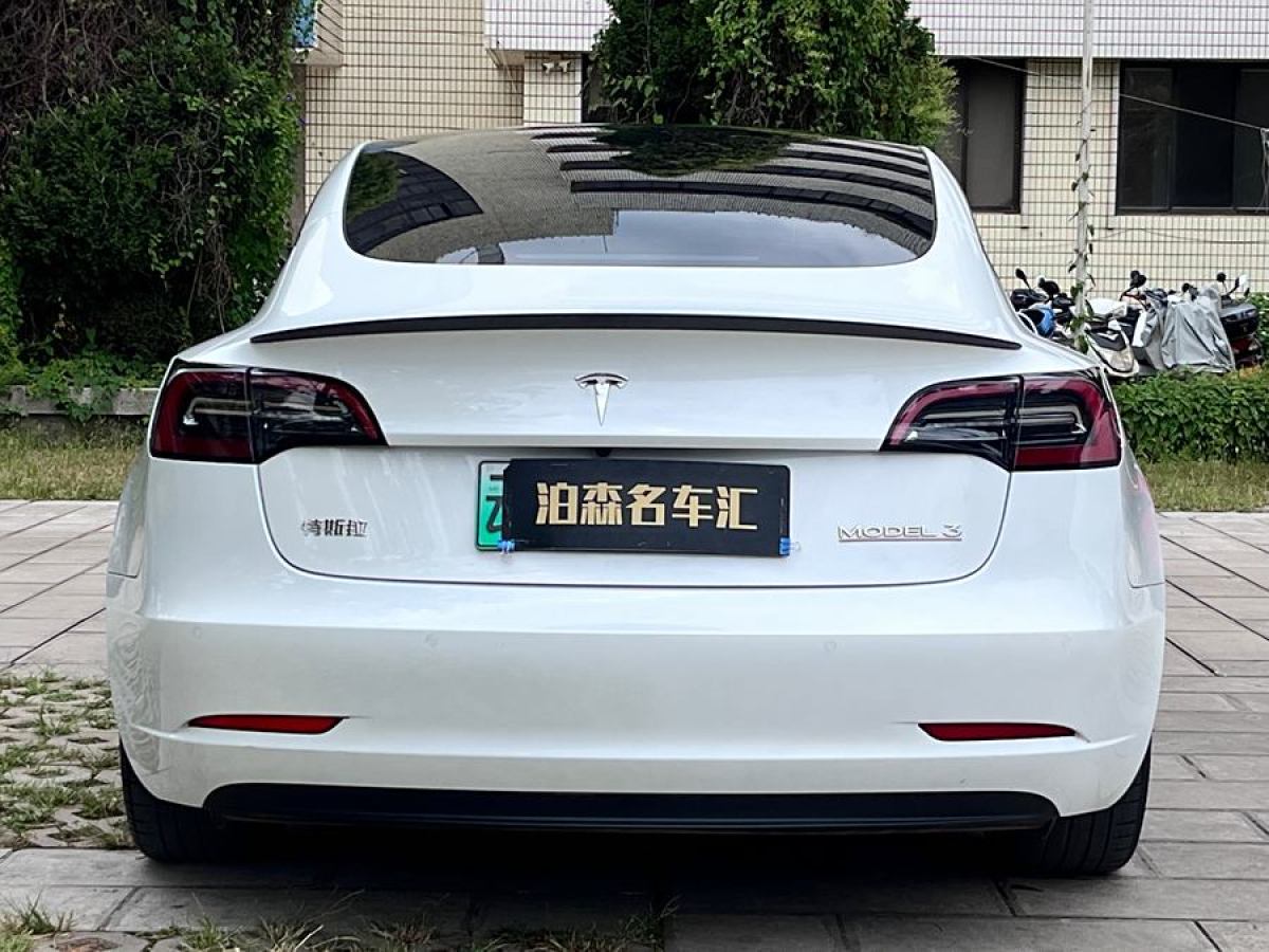 2023年3月特斯拉 Model 3  2022款 Performance高性能全輪驅(qū)動(dòng)版