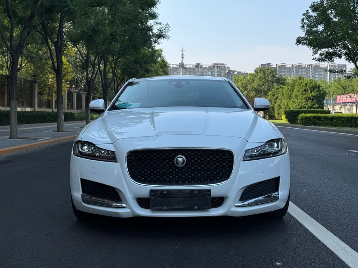 捷豹 XFL  2018款 XFL 2.0T 250PS 豪華版圖片