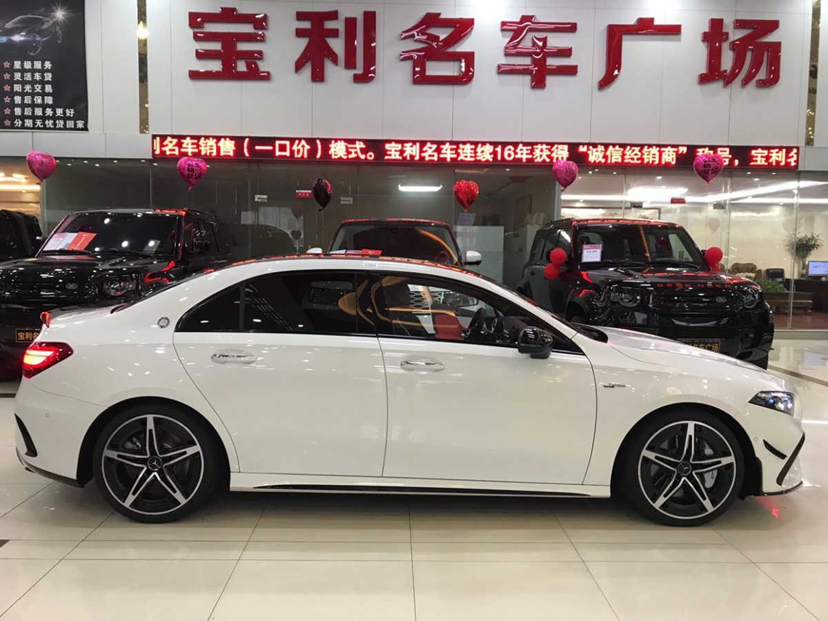 奔馳 奔馳A級AMG  2024款 改款 AMG A 35 L 4MATIC圖片