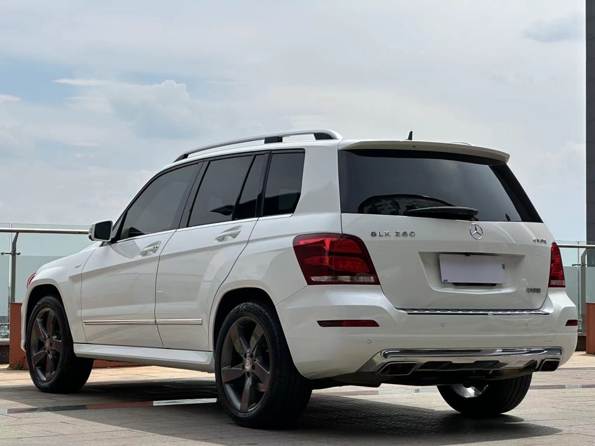 奔馳 奔馳GLK級(jí)  2015款 GLK 260 4MATIC 時(shí)尚型 極致版圖片