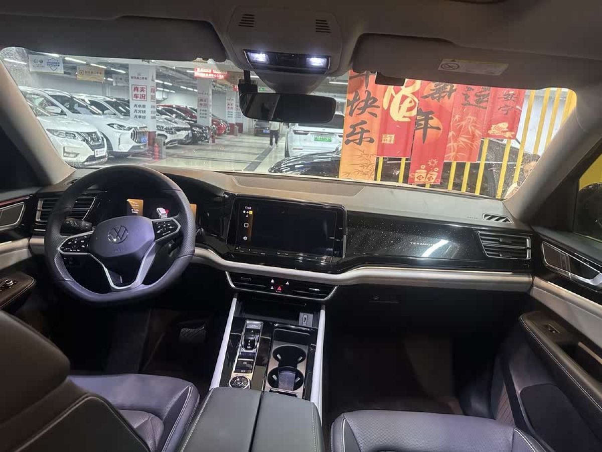 大眾 途昂  2023款 改款 380TSI 四驅(qū)尊崇豪華版圖片