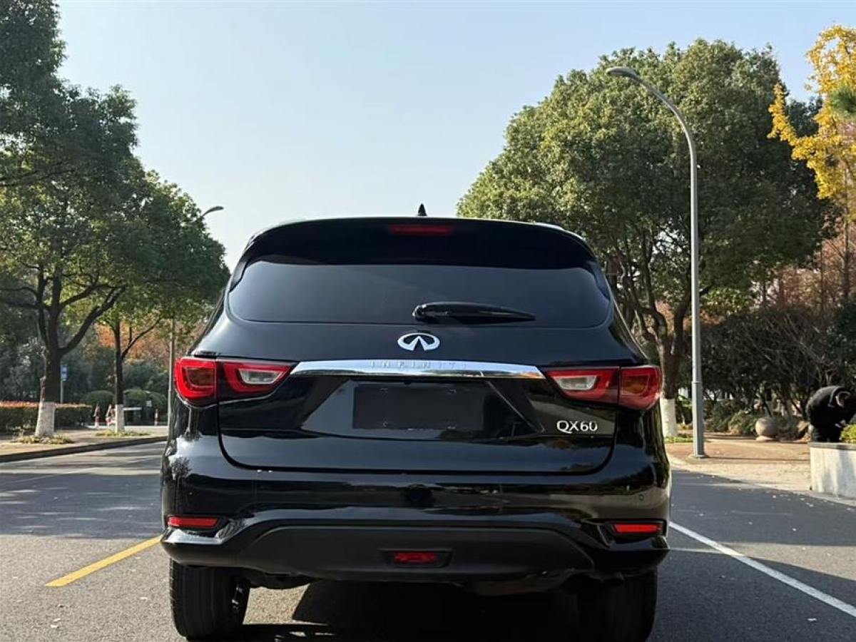 英菲尼迪 QX60  2020款 2.5 S/C Hybrid 兩驅(qū)卓越版 國VI圖片