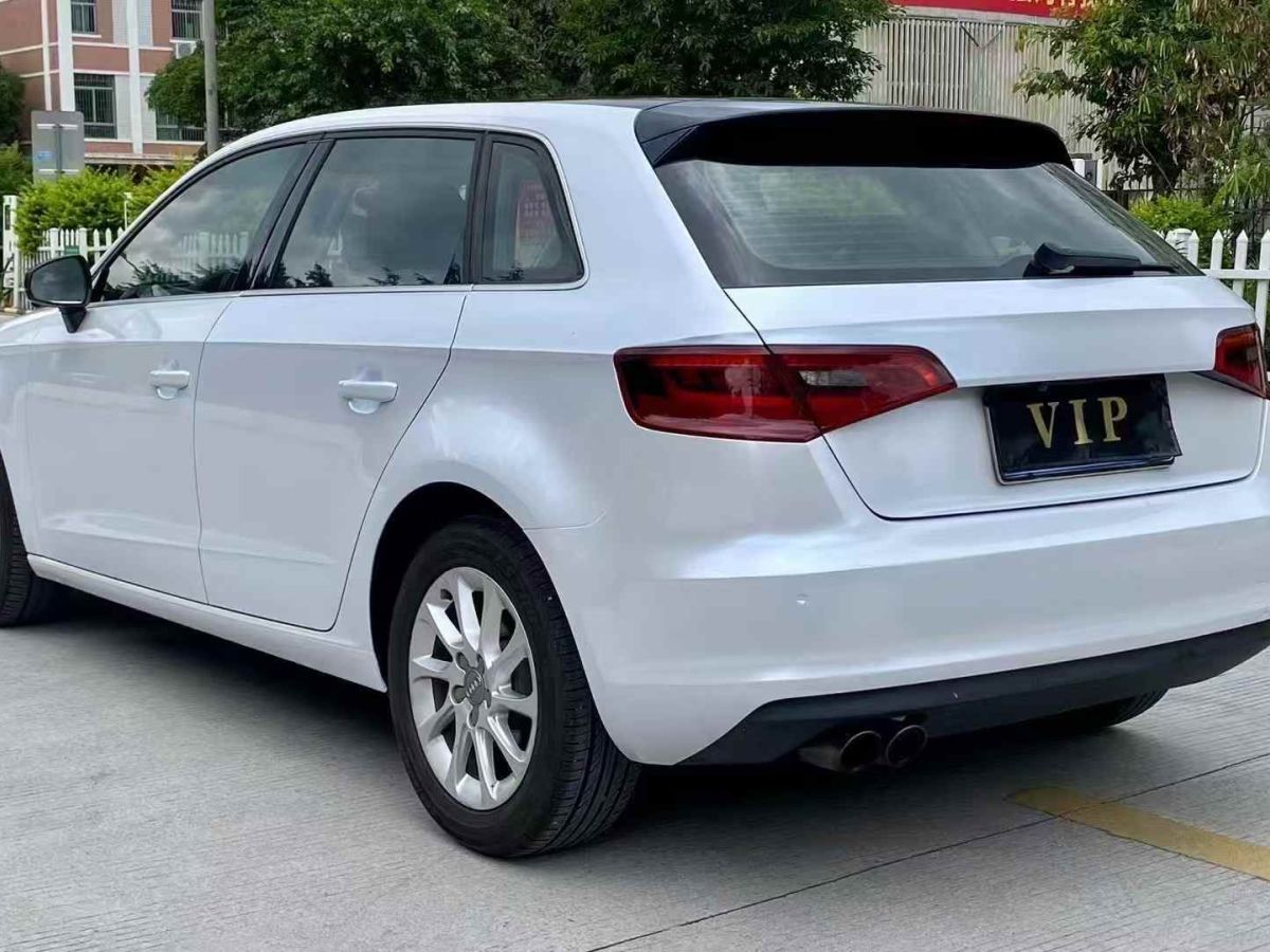 奧迪 奧迪A3  2015款 A3 1.4TFSI 35TFSI 百萬(wàn)紀(jì)念智領(lǐng)型圖片
