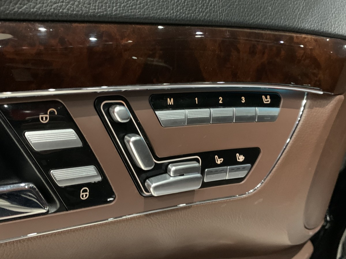 奔驰 奔驰S级  2012款 S 350 L 4MATIC Grand Edition图片
