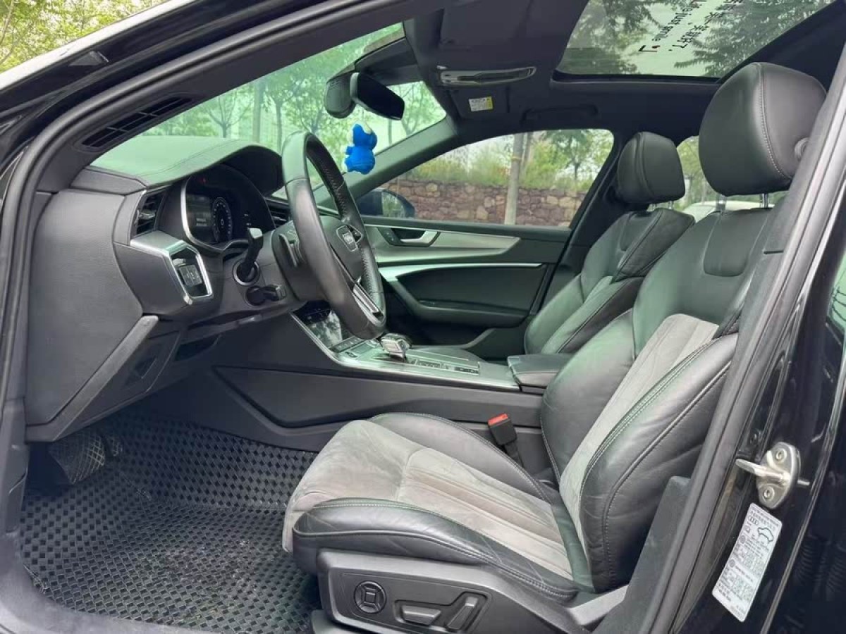 奧迪 奧迪A6L  2021款 45 TFSI 臻選動感型圖片
