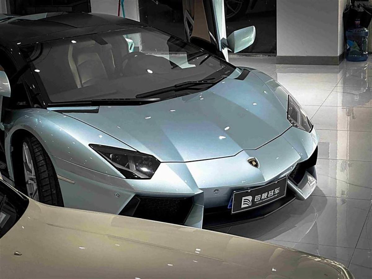 蘭博基尼 Aventador  2013款 LP 700-4 Roadster圖片