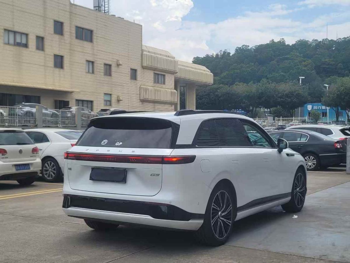 小鵬 P7  2023款 P7i 610 鵬翼性能版圖片