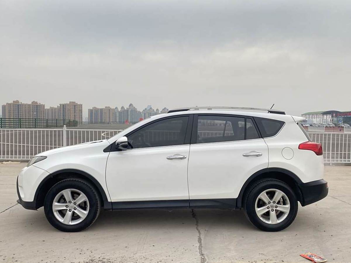 豐田 RAV4榮放  2013款 2.5L 自動(dòng)四驅(qū)精英版圖片