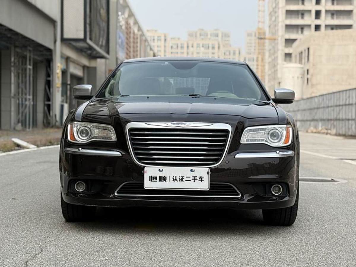 克萊斯勒 300C  2013款 3.6L 尊崇版圖片