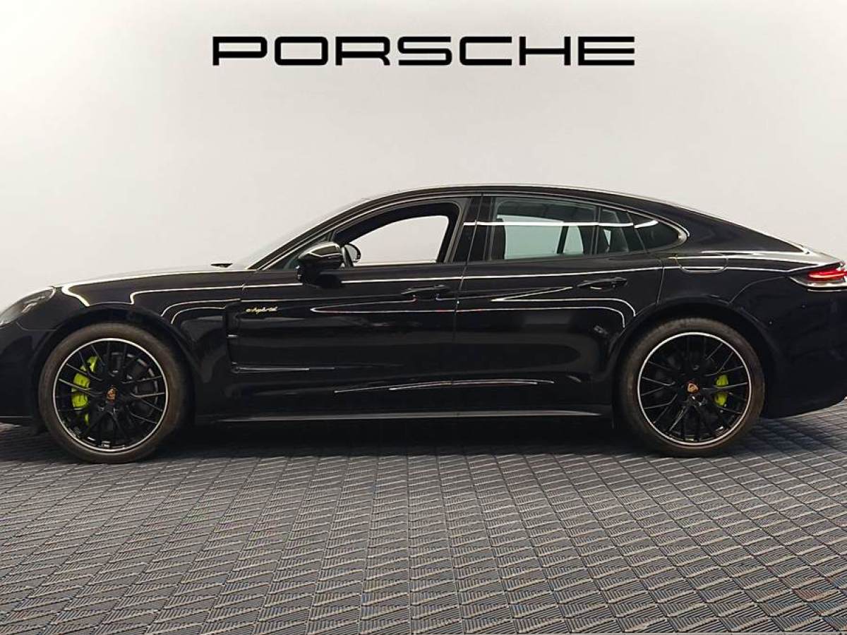 2022年7月保時捷 Panamera新能源  2023款 Panamera 4 E-Hybrid 2.9T