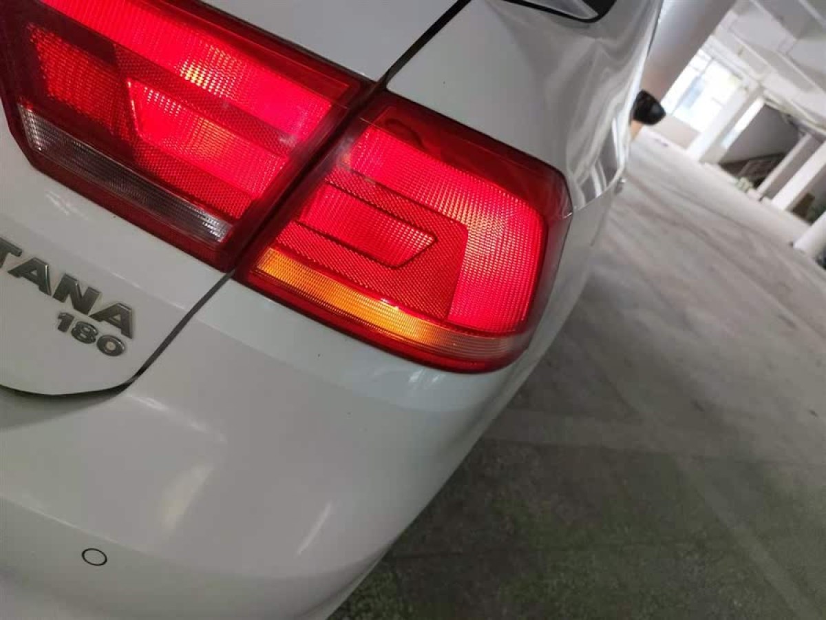 大眾 桑塔納  2015款 1.6L 自動(dòng)舒適版圖片