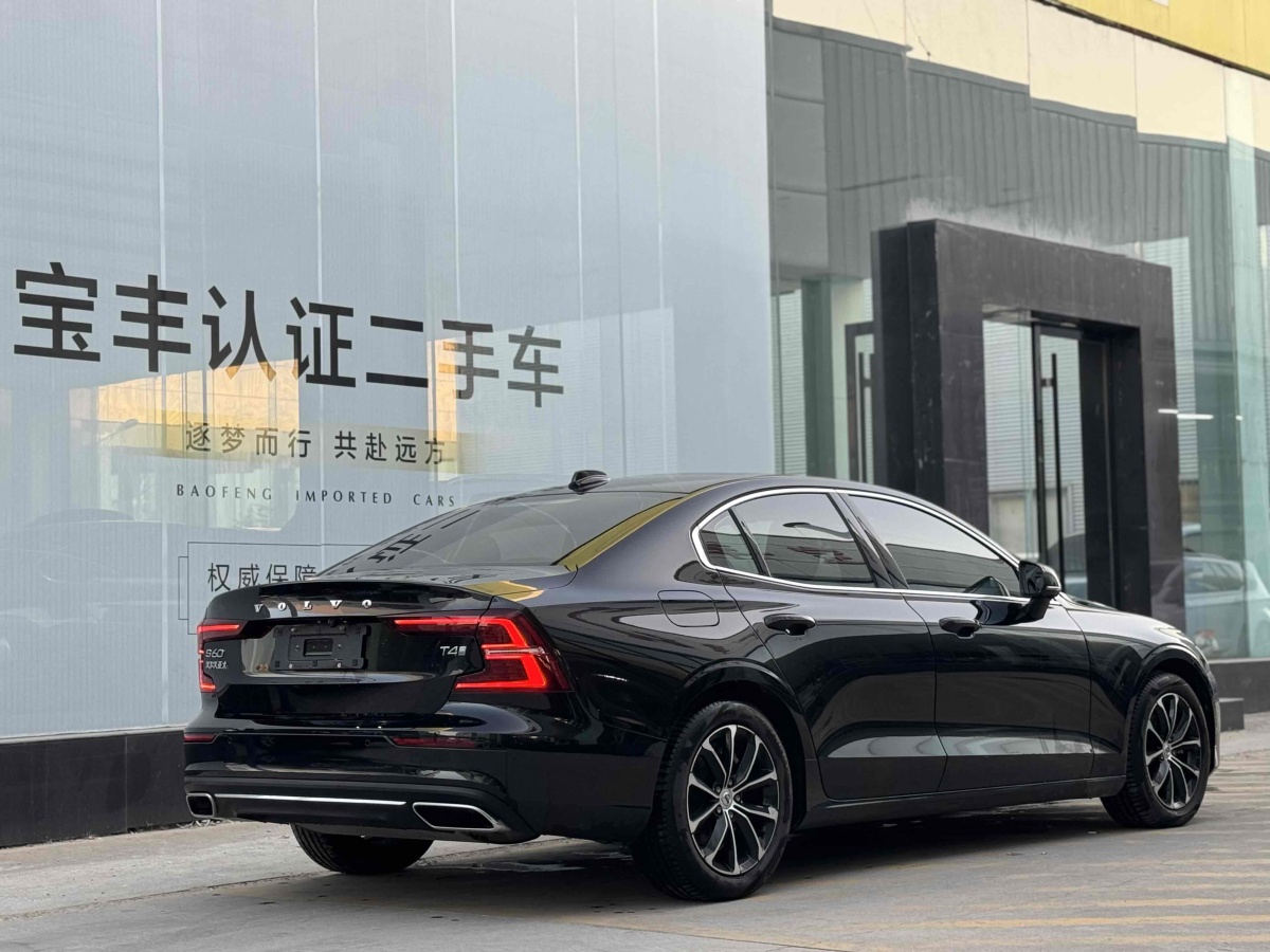 沃爾沃 S60  2017款 L 2.0T T4 智遠(yuǎn)版圖片