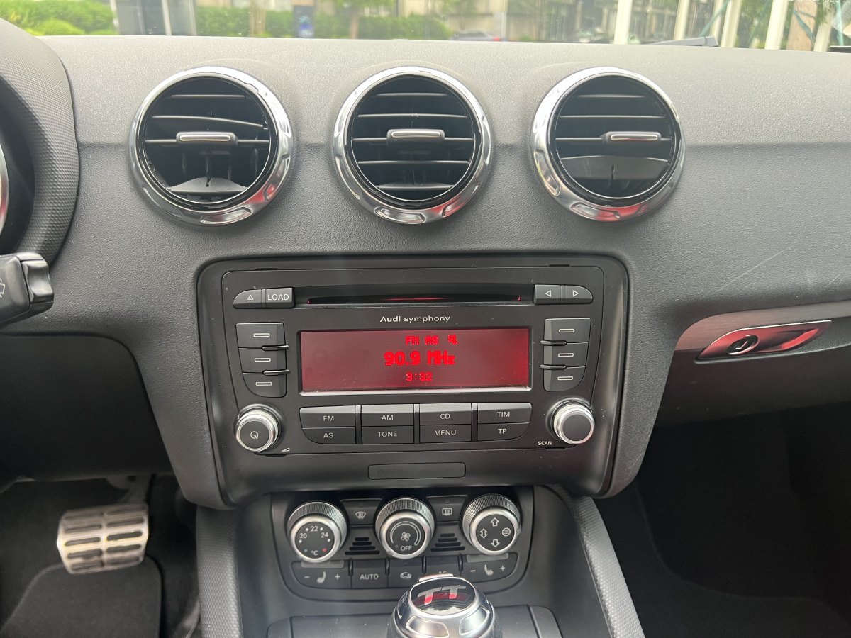 奧迪 奧迪TT  2011款 TT Coupe 2.0TFSI圖片