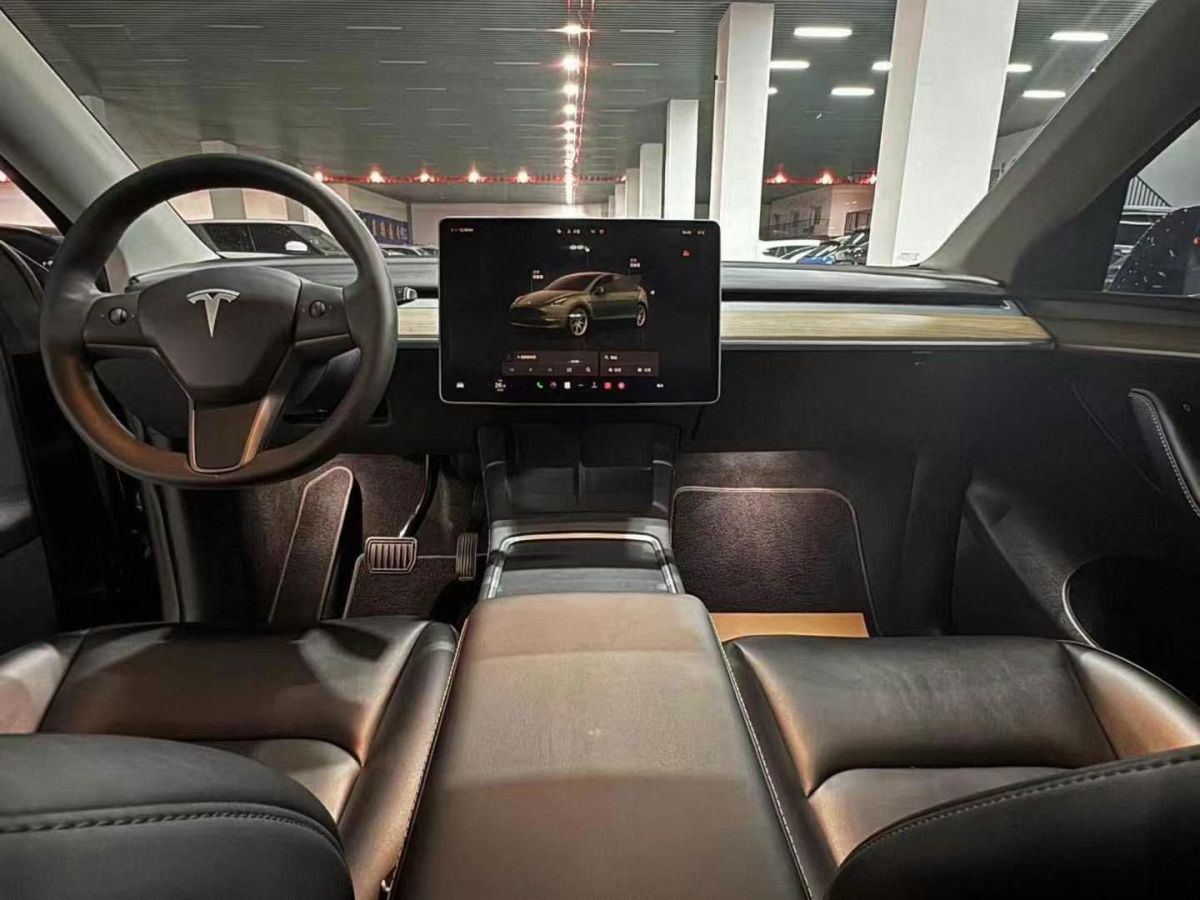 特斯拉 Model S  2023款 三電機全輪驅(qū)動 Plaid版圖片