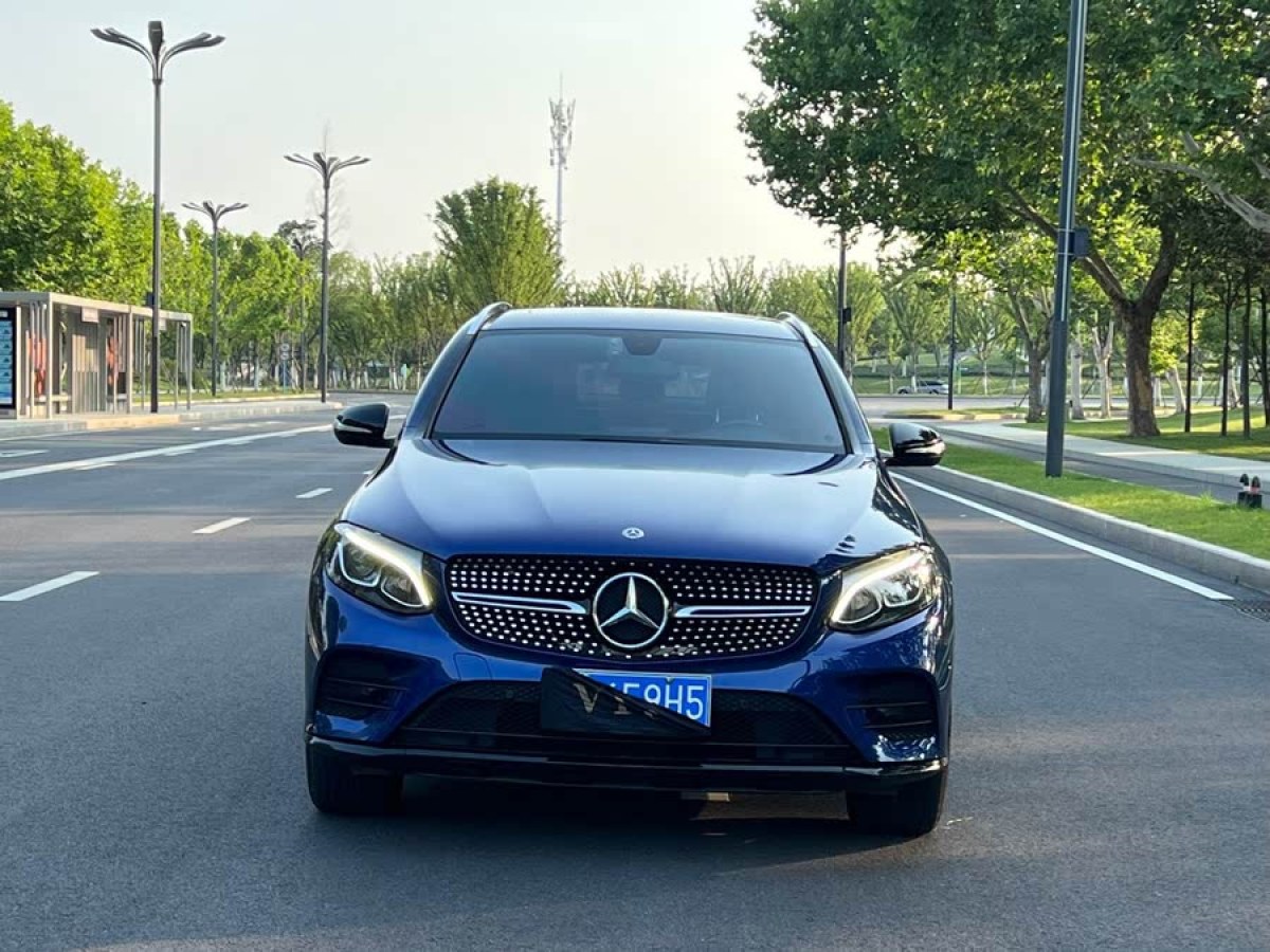 奔馳 奔馳GLC  2023款 改款 GLC 300 4MATIC 轎跑SUV圖片