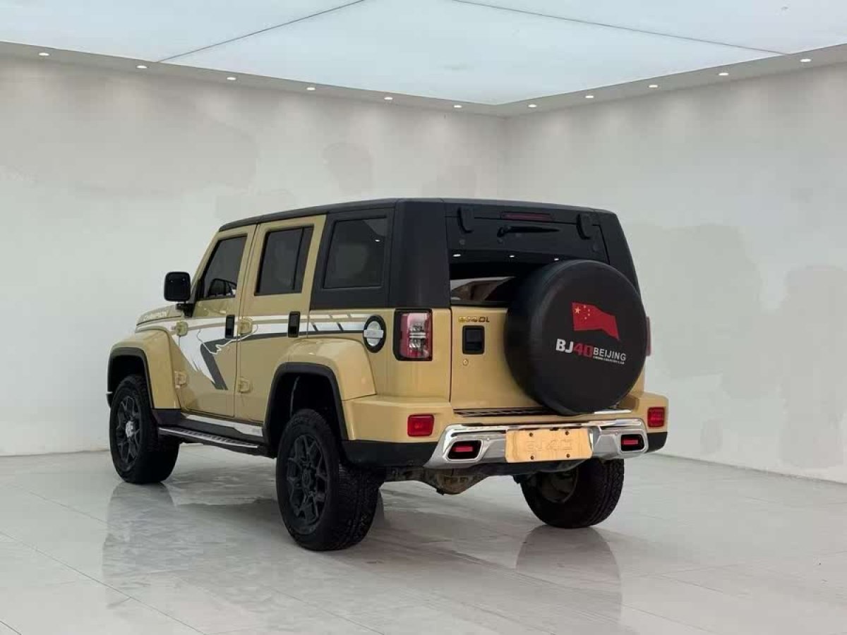 北京 BJ40  2019款  2.3T 自動四驅環(huán)塔冠軍版 國VI圖片