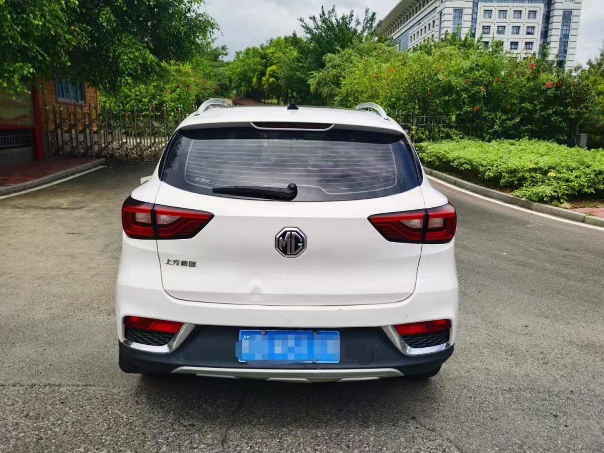 名爵 名爵ZS  2019款  1.5L 手動(dòng)65寸巨幕天窗全球版 國VI圖片