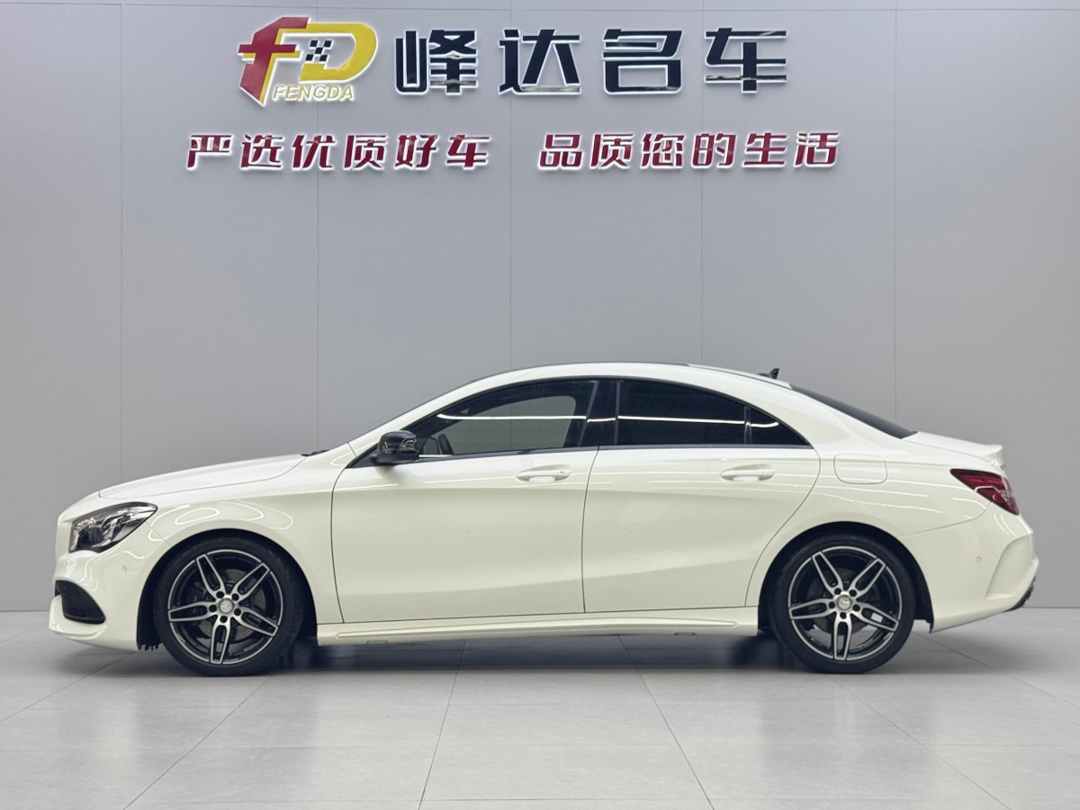 奔馳 奔馳CLA級(jí)  2016款 改款 CLA 220 4MATIC圖片