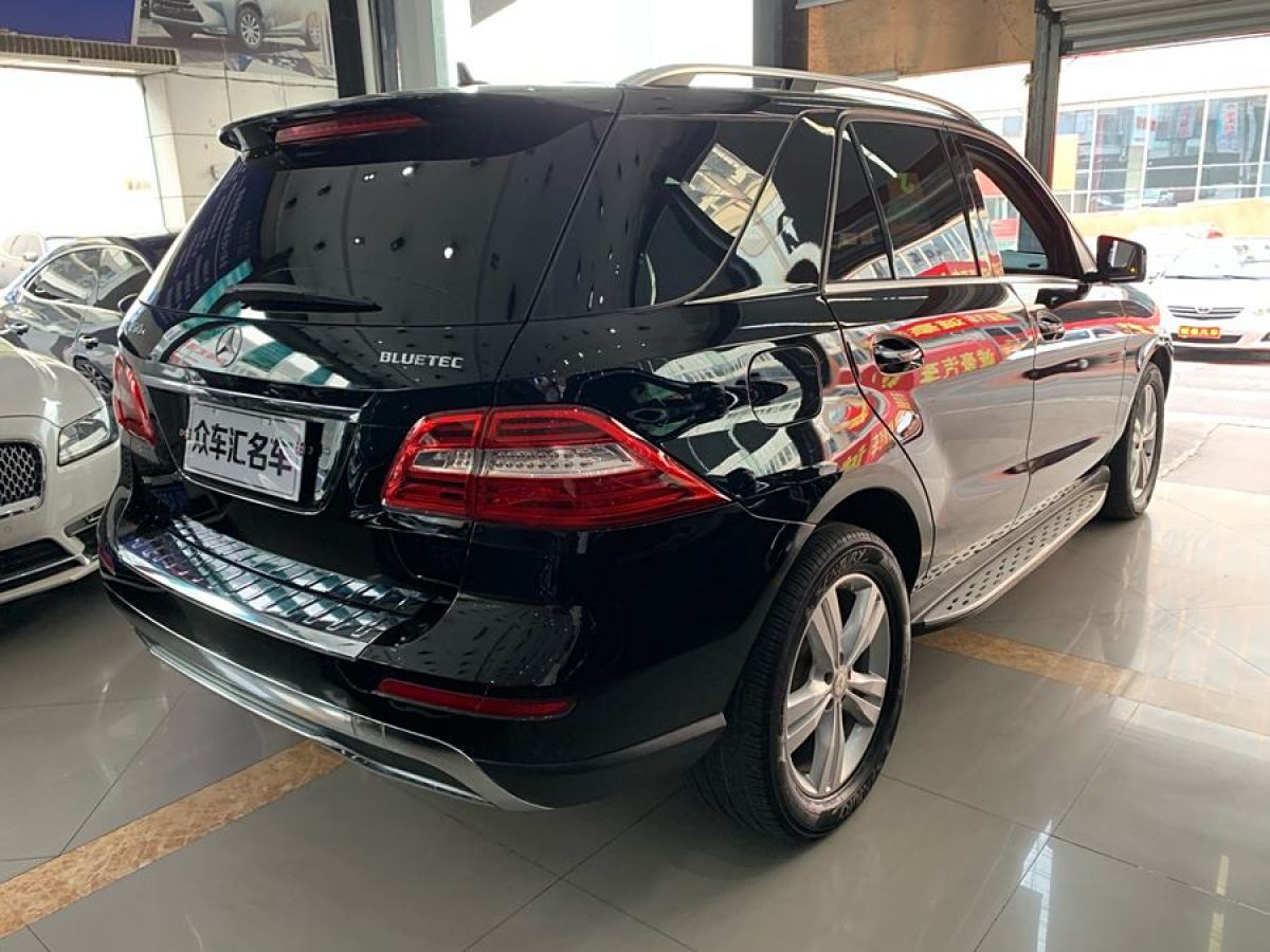 奔馳 奔馳M級  2015款 ML 350 CDI 4MATIC圖片