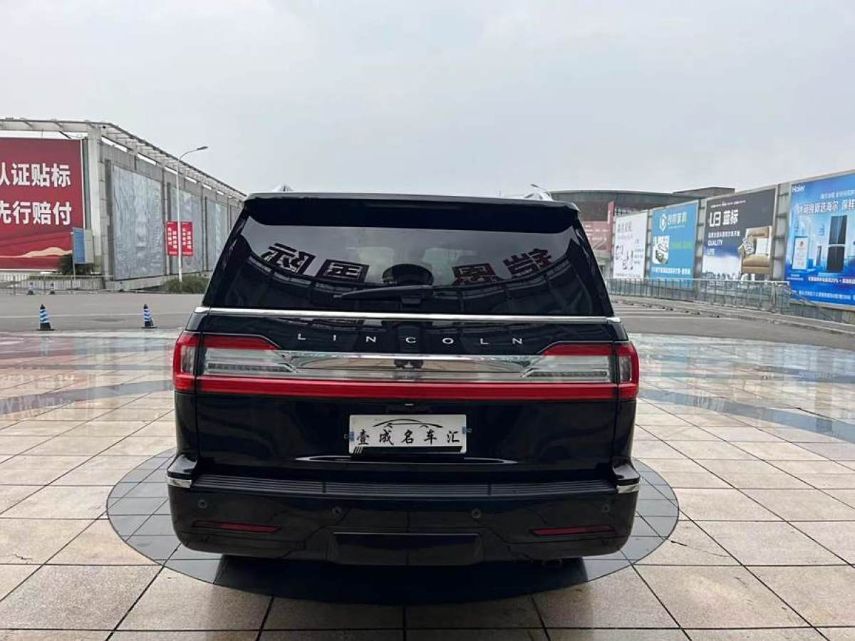 林肯 領(lǐng)航員  2020款 3.5T 尊耀版圖片