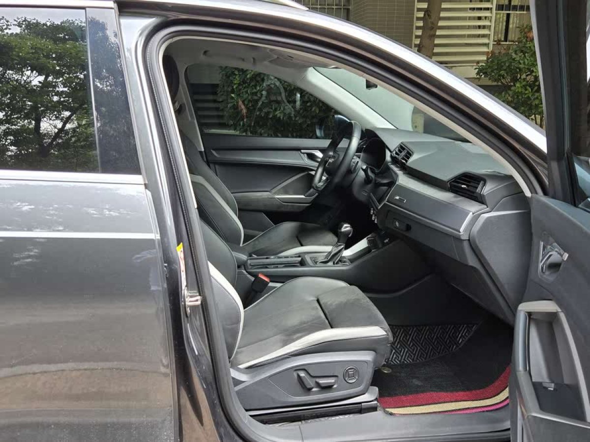 奧迪 奧迪Q3  2020款 35 TFSI 時尚動感型圖片
