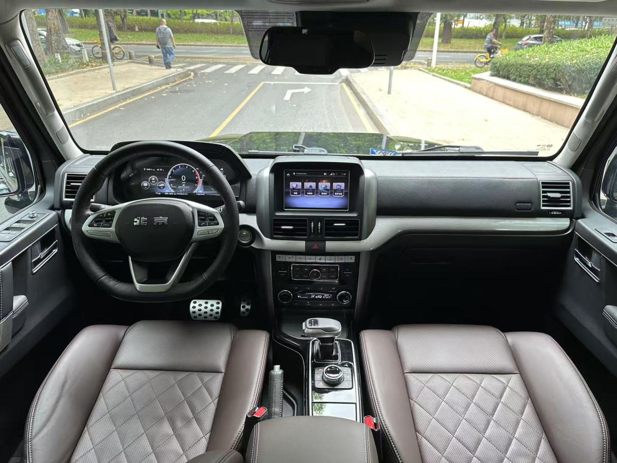 北京 BJ80  2020款 3.0T 自動榮耀至尊版圖片