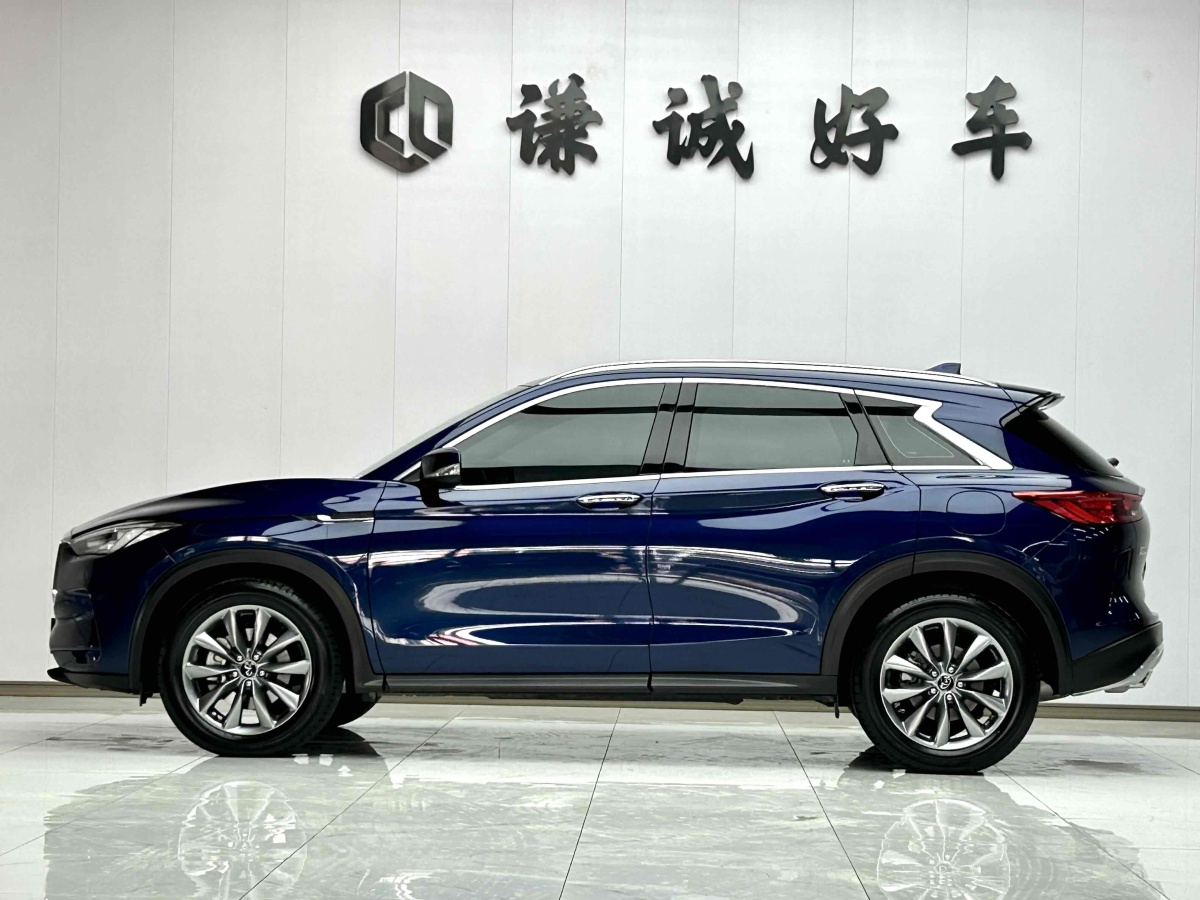 英菲尼迪 QX50  2022款 2.0T 兩驅時尚版圖片