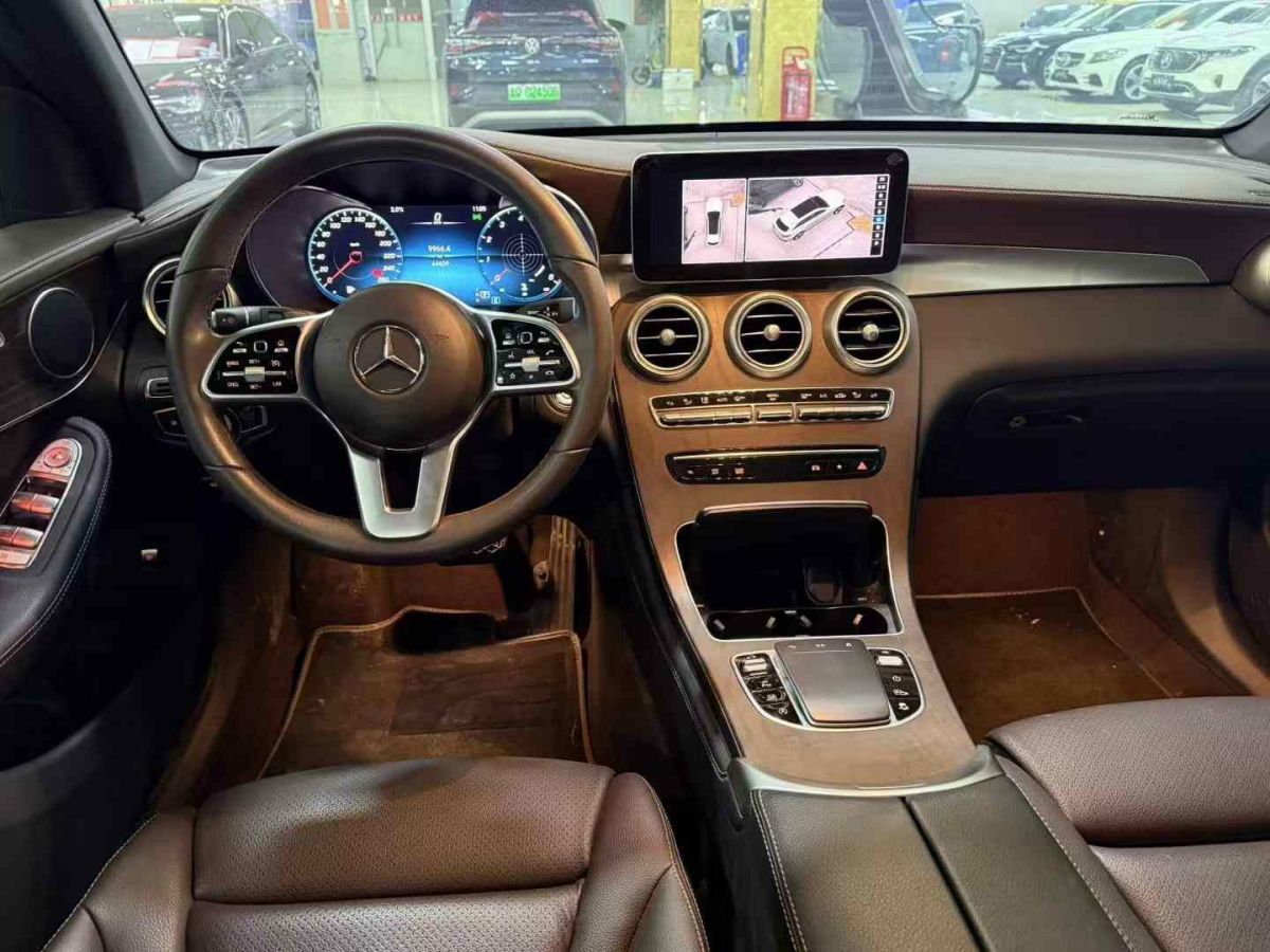 奔馳 奔馳GLC  2021款 GLC 300 4MATIC 轎跑SUV圖片