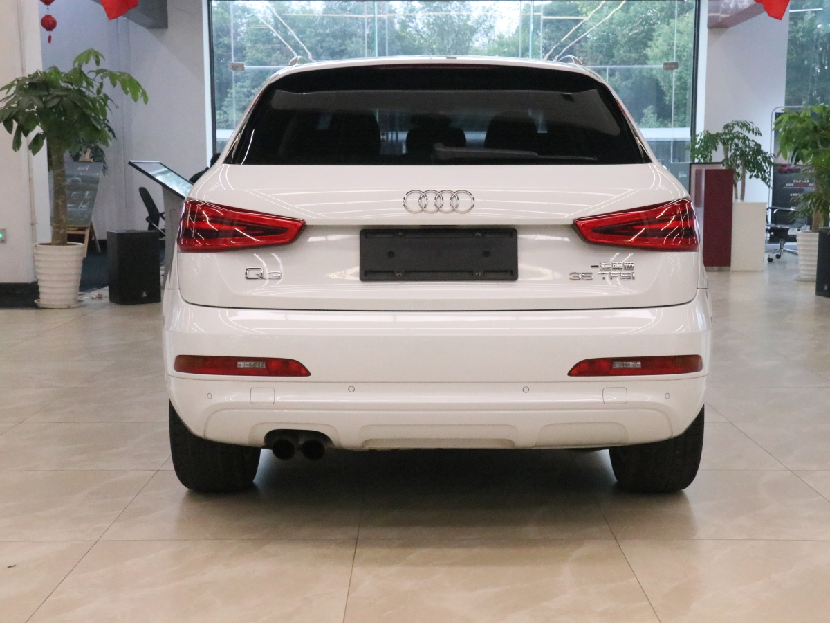 2015年12月奧迪 奧迪Q3  2015款 35 TFSI 舒適型