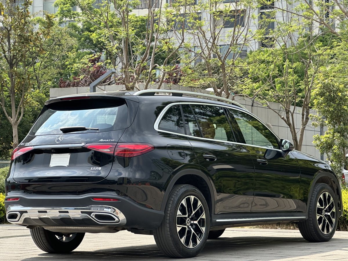 2023年5月奔馳 奔馳GLC  2024款 GLC 260 L 4MATIC 動感型 7座
