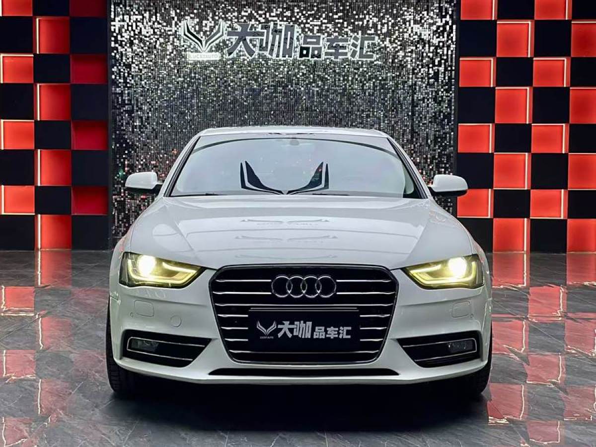 奧迪 奧迪A4L  2013款 35 TFSI 自動(dòng)標(biāo)準(zhǔn)型圖片