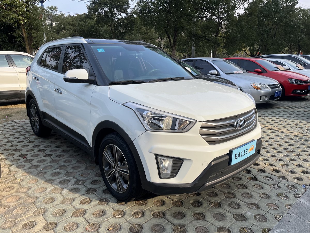 現(xiàn)代 ix25  2015款 1.6L 自動兩驅(qū)智能型GLS圖片