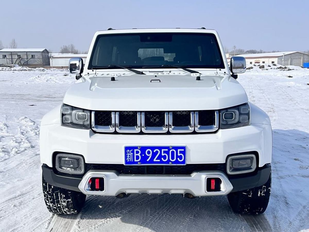 北京 BJ40  2018款 PLUS 2.3T 自動(dòng)四驅(qū)尊享版圖片