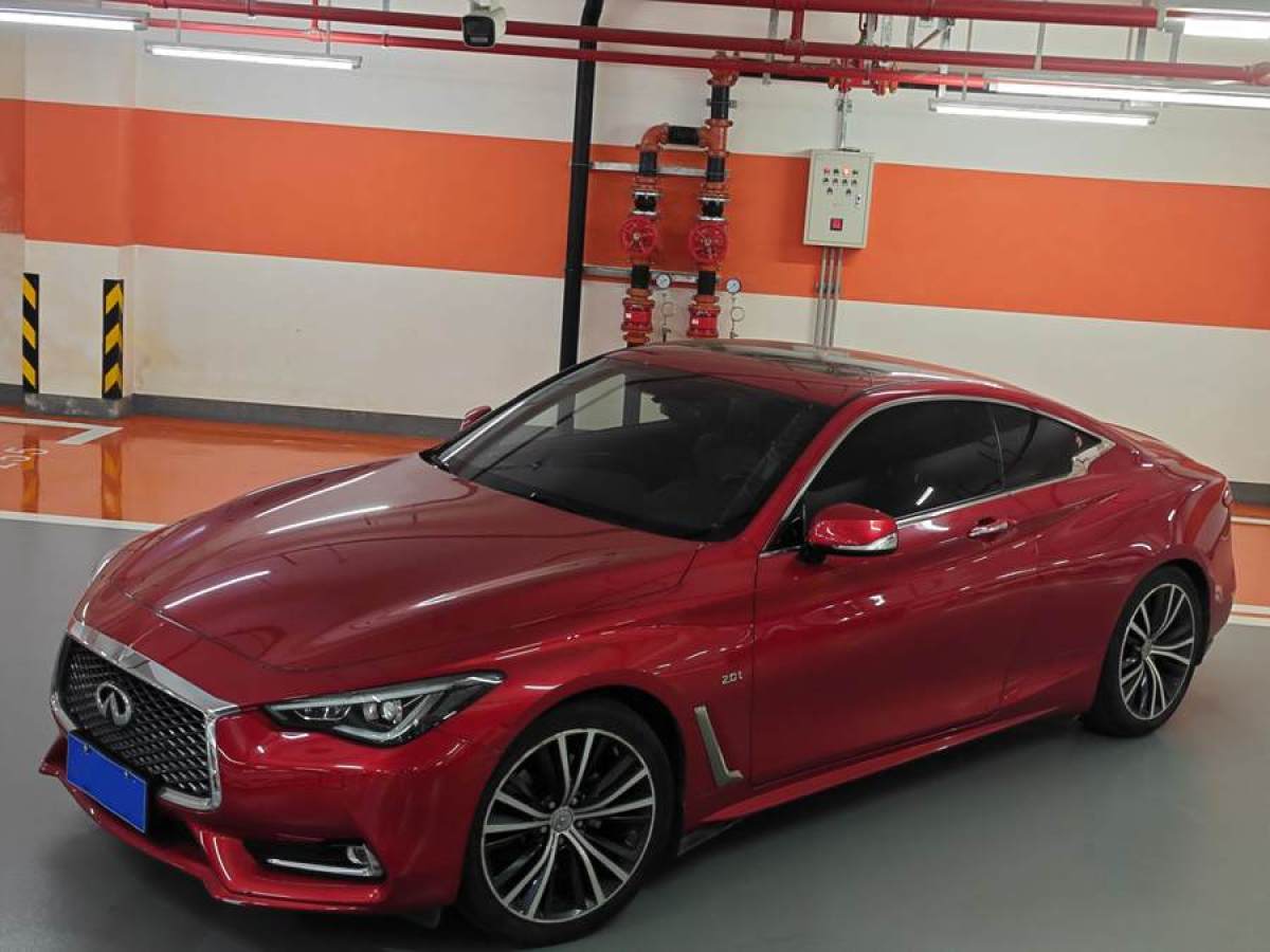 英菲尼迪 Q60  2017款 2.0T 豪華版圖片