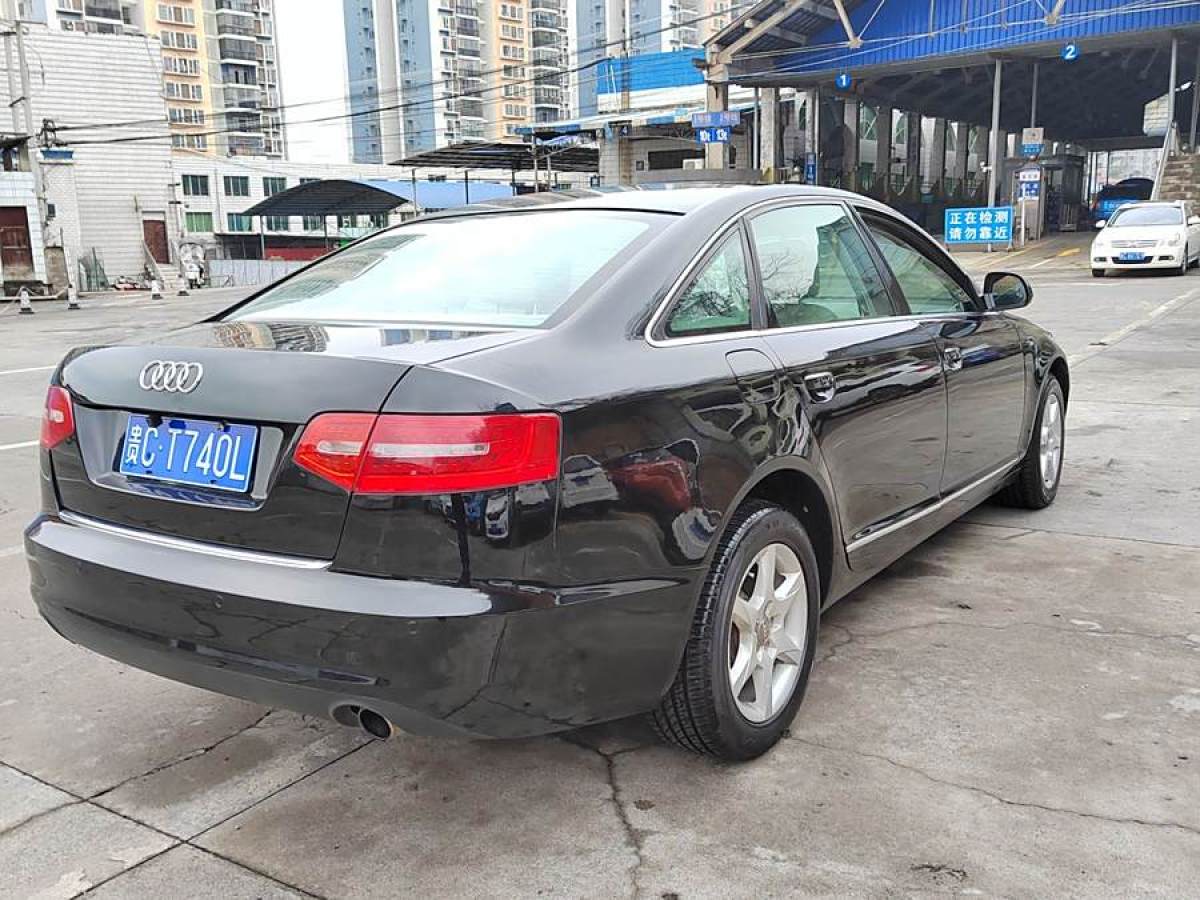 2012年1月奧迪 奧迪A6L  2011款 2.0 TFSI 自動(dòng)標(biāo)準(zhǔn)型