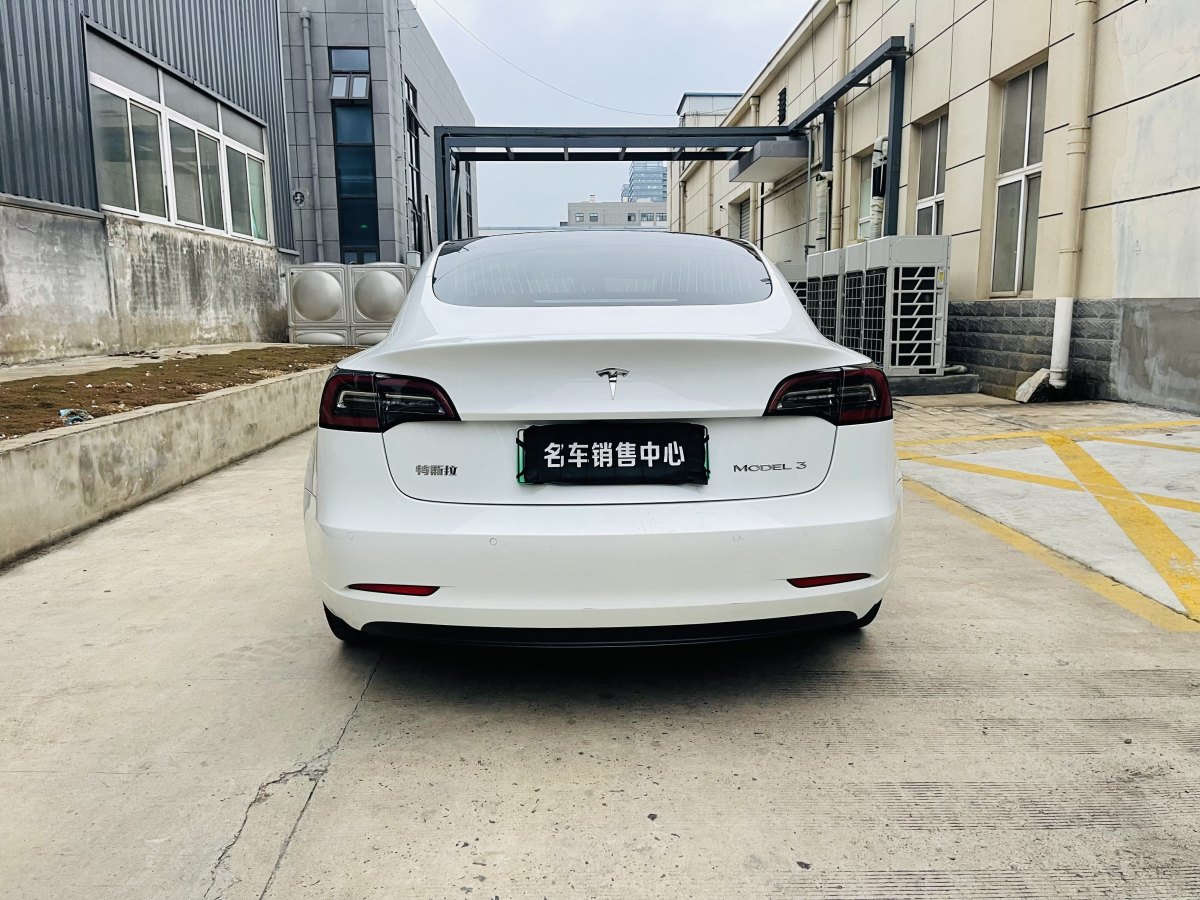 2020年8月特斯拉 Model 3  2019款 標(biāo)準(zhǔn)續(xù)航后驅(qū)升級版