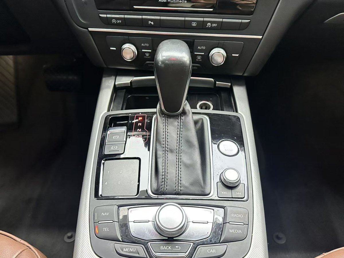 奧迪 奧迪A6L  2016款 45 TFSI quattro 運(yùn)動型圖片