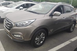 ix35 現(xiàn)代 2.0L 自動(dòng)兩驅(qū)智能型 國(guó)V