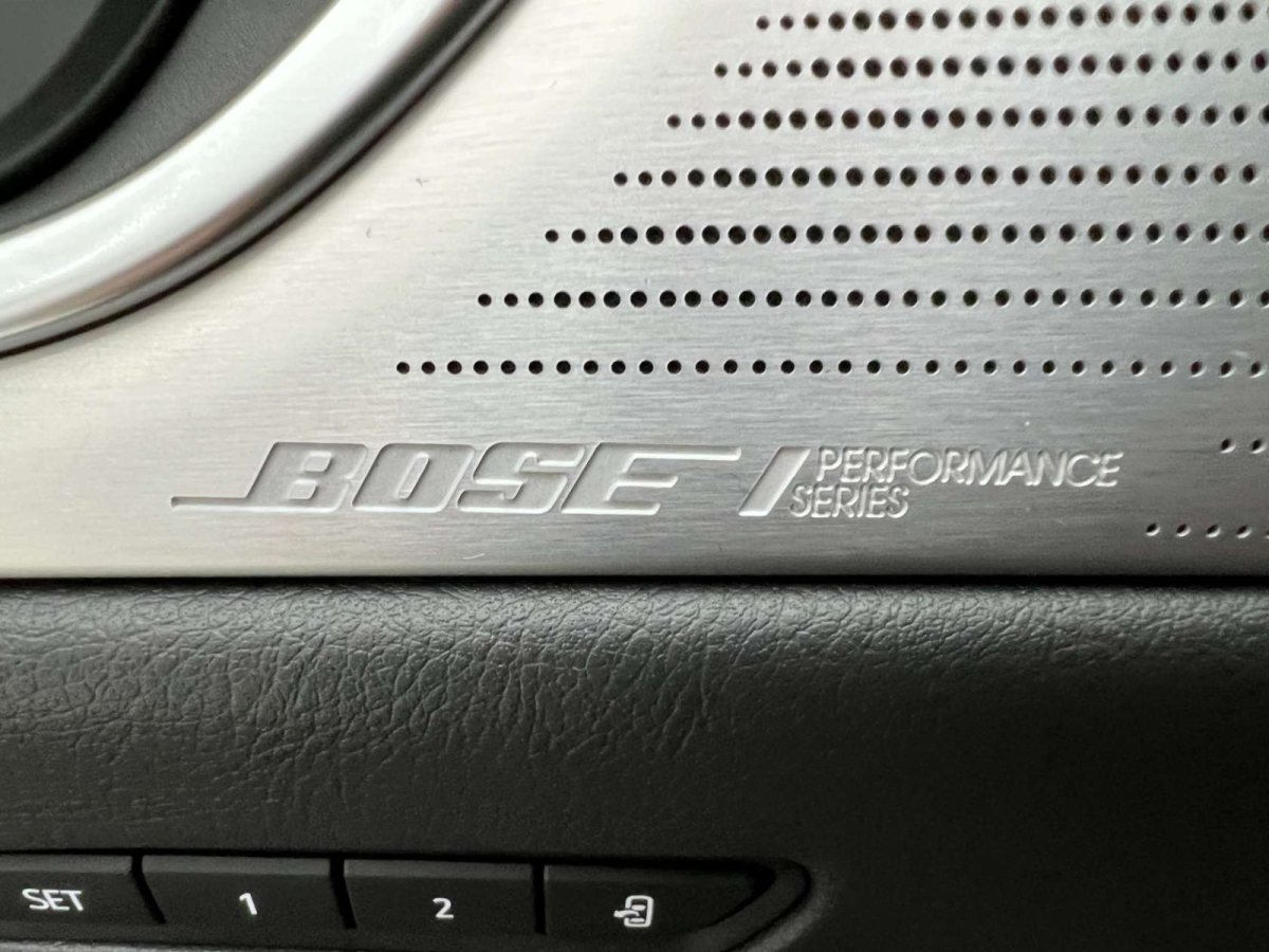 凱迪拉克 XT5  2022款 2.0T 四驅(qū)鉑金型圖片