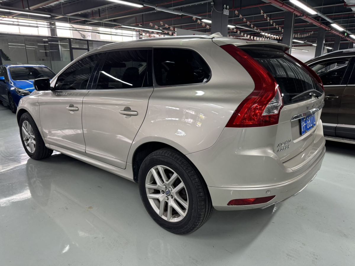 沃爾沃 XC60  2017款 T5 智進(jìn)升級版圖片