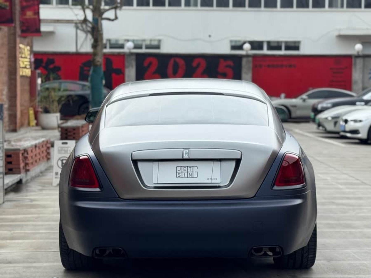勞斯萊斯 魅影  2013款 6.6T 標(biāo)準(zhǔn)型圖片