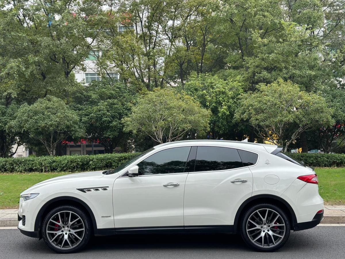 2018年9月瑪莎拉蒂 Levante 3.0T 