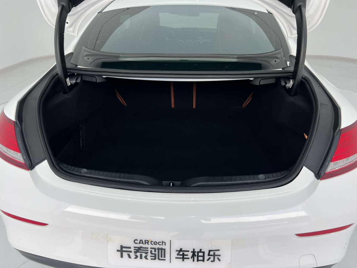 奔馳 奔馳C級(jí)  2018款 C 200 4MATIC 轎跑車圖片