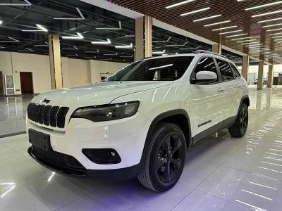 2022年2月 Jeep 自由光 2.0T 四驅(qū)探享版+自動駕駛智慧包圖片