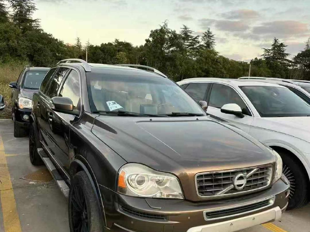 沃爾沃 XC90  2012款 2.5T 北歐個(gè)性運(yùn)動(dòng)版圖片