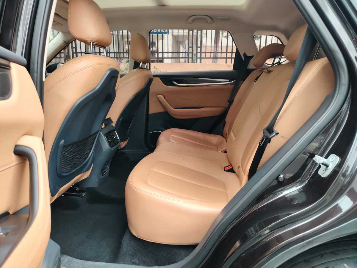 中華 V7  2019款  300T 自動尊貴型 5座圖片